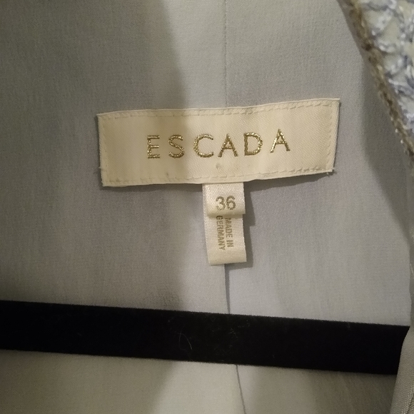 Escada beaded blazer size 36 baby blue - Picture 2 of 5